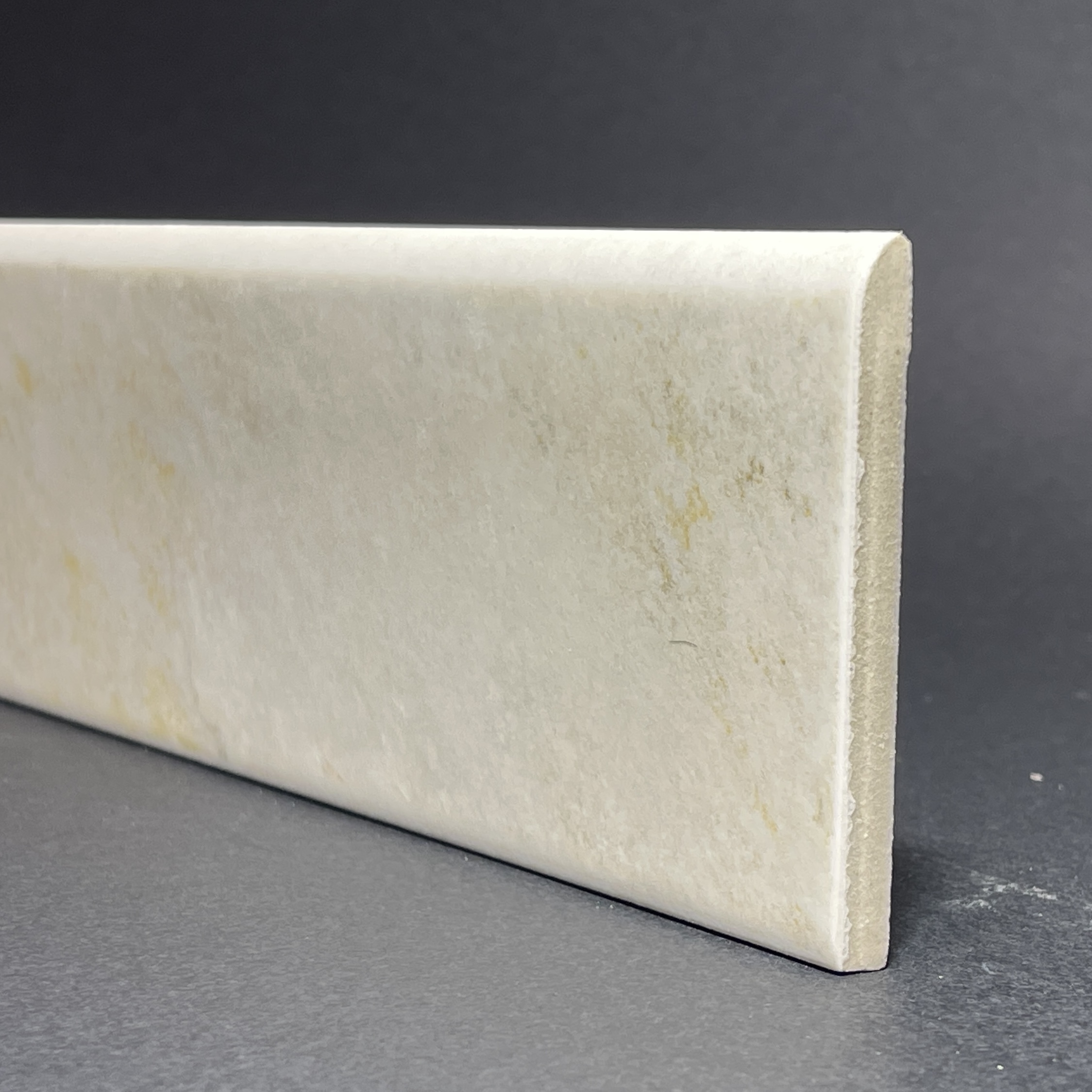White/Beige Porcelain Skirting Board H.8cm X L.33.5cm